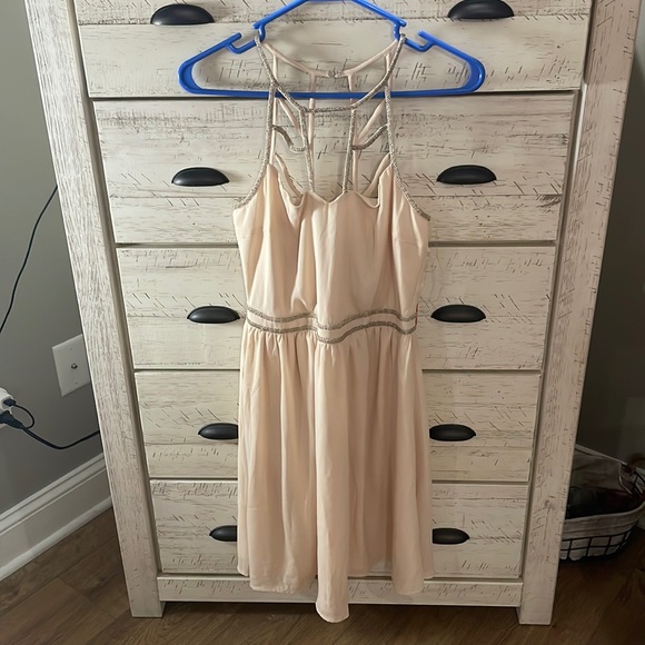 Beaded neckline blush dress - Picture 1 of 5